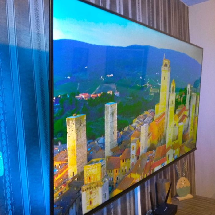 Телевизор hisense 4k Qled 55инча