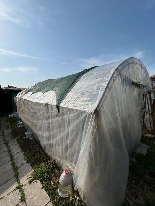 Голяма оранжерия 40кв.м