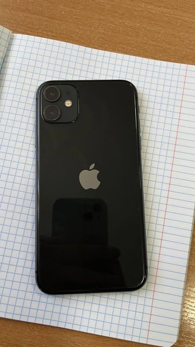 Айфон 11.