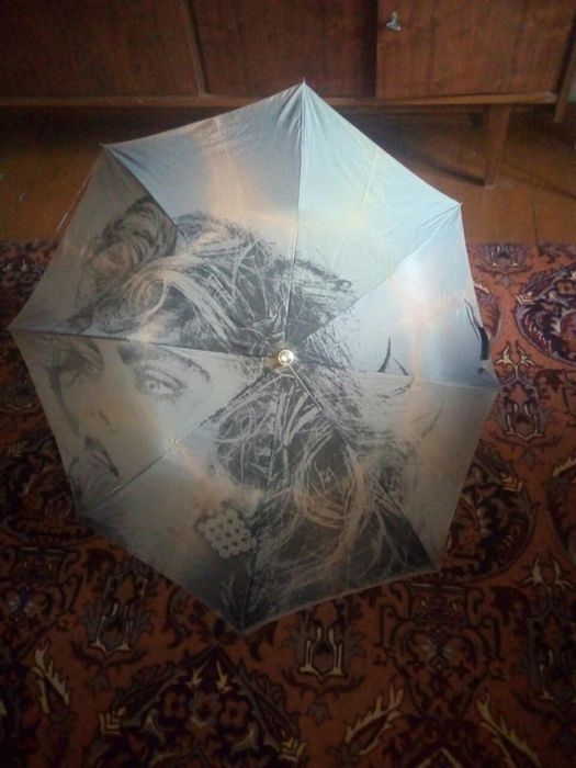 Зонтик полуавтомат