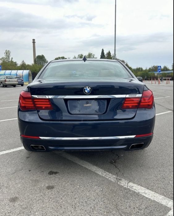 Продавам BMW 750 L i Xd