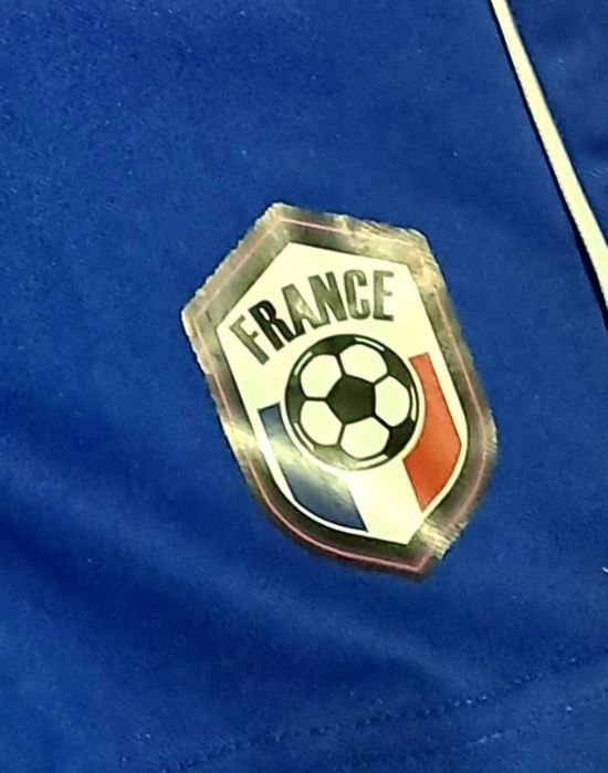 Къси панталонки FRANCE и пълен несесер