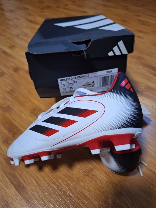 Ghete fotbal crampoane adidas
