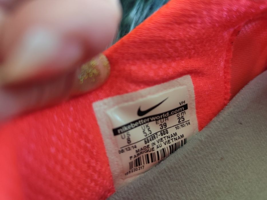 Маратонки Nike 39 номер