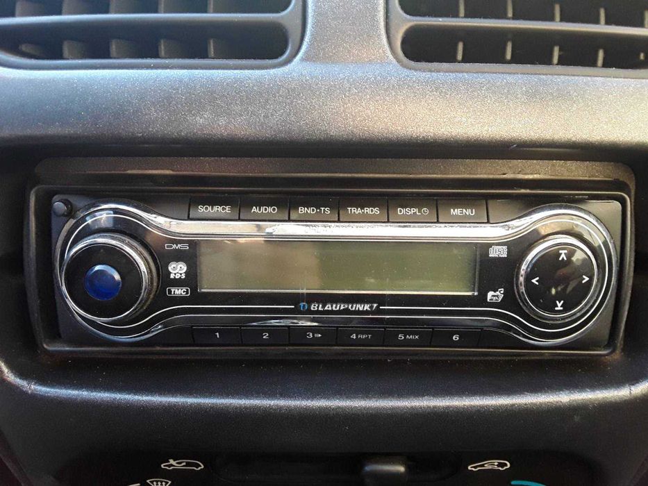 Касетофон и CD за автомобил Blaupukt 29лв.