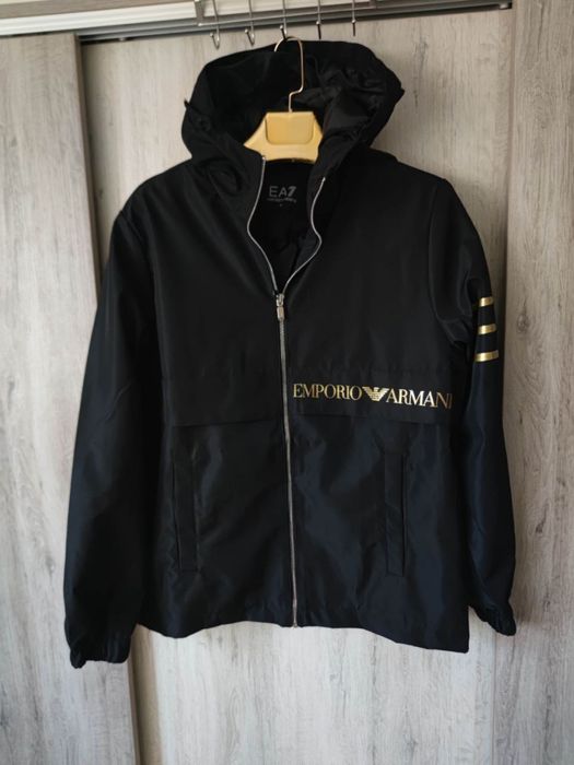 Маркови дрехи сл