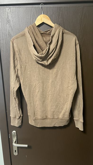 Суичър на reply.