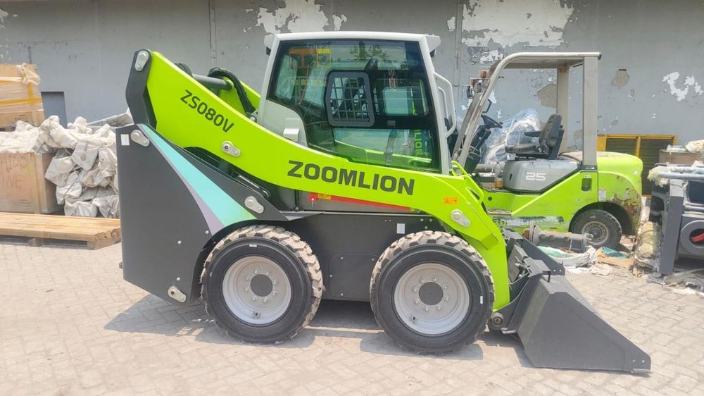 Новый мини-погрузчик Zoomlion ZS080V