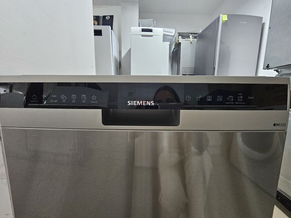 Съдомиялна за частично вграждане Siemens