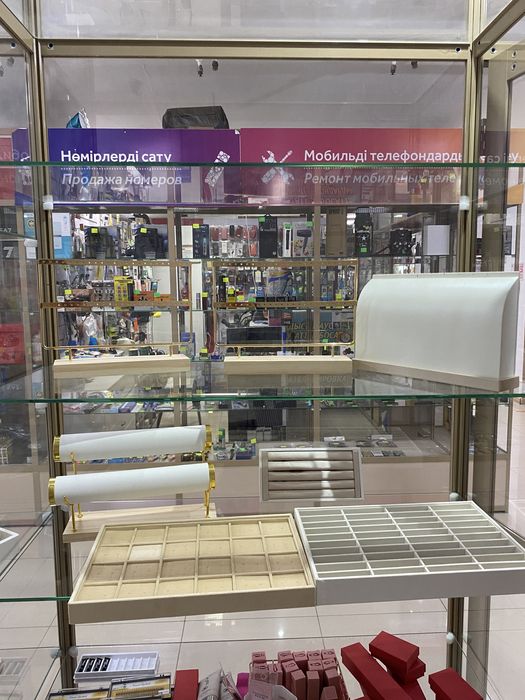 Продам подставки для бижутерии золото