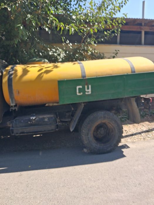 Продаётся водовоз на базе Зил 130
