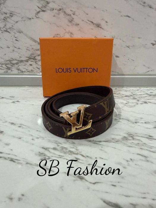 #колан 
Естествена кожа в кутия 
Цена 45 €
Еконт