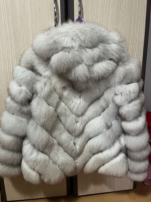 Vând blană naturală