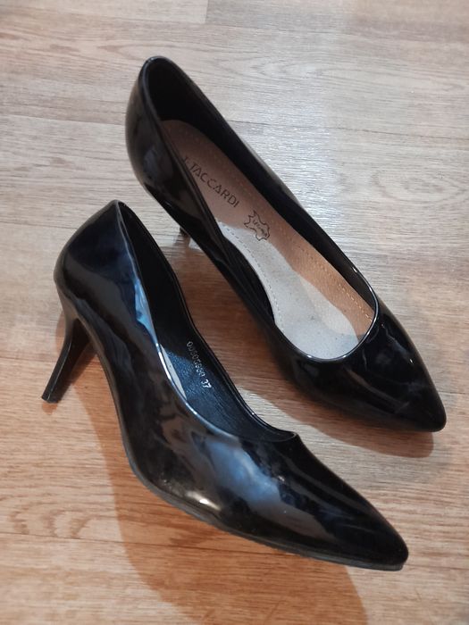 Туфли лакированные