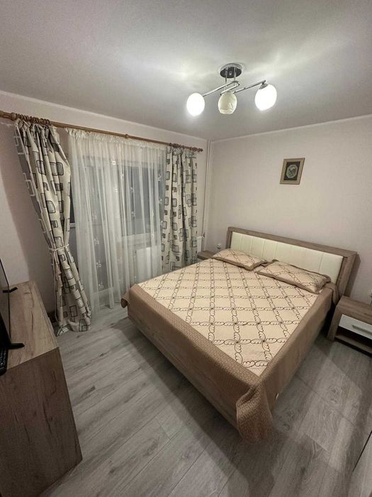 Inchiriez apartament 2 camere decomandate - et. 2 - Brazda