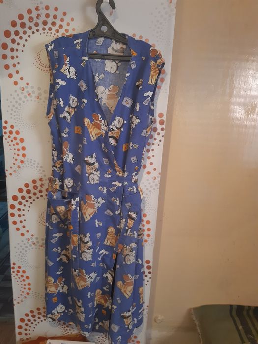 Юбки 46р 50 р 1000тХалатыКостюм 1000тСарафан 52р1000 Блузки 52р  1000