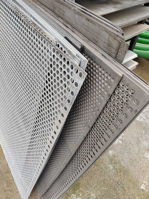 Сетка перфорированный Оцинковка и нержавейка