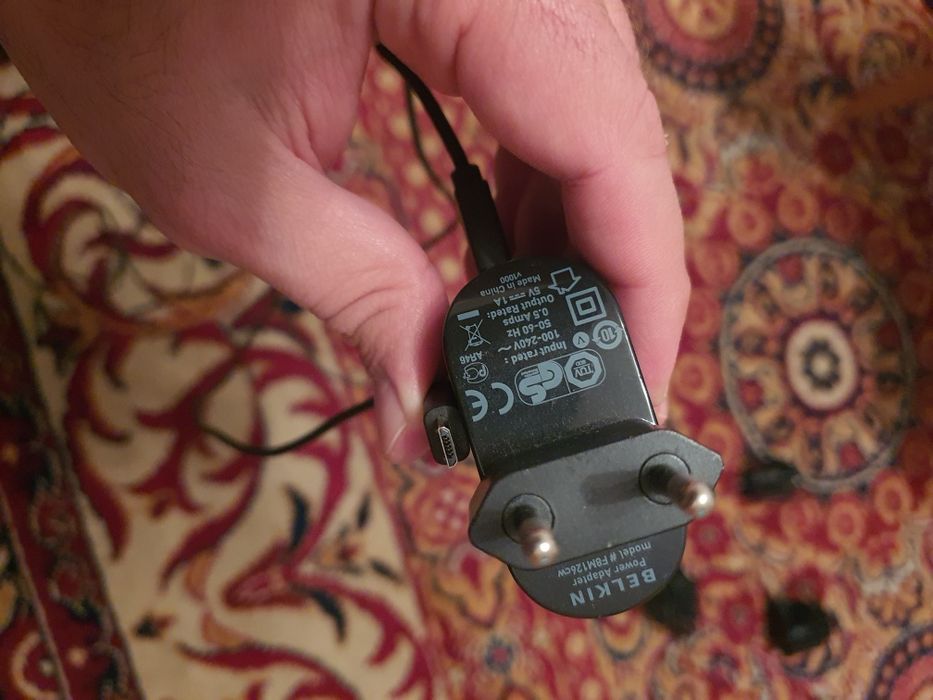 Зарядни за нокиа и самсунг