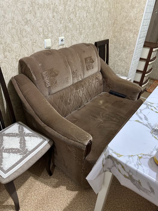 Продам небольшой диван