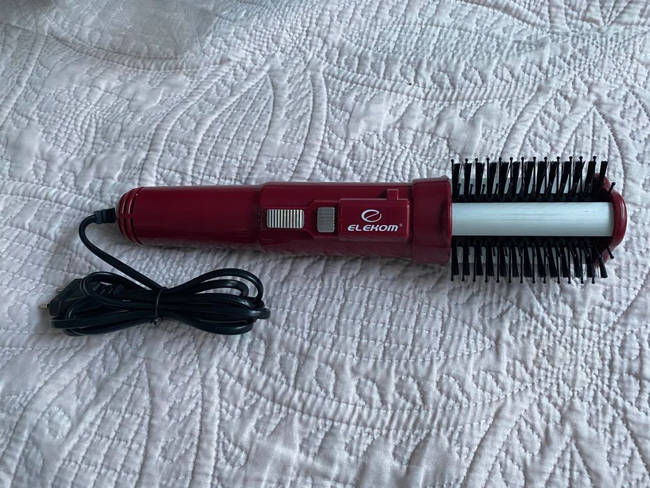 Въртяща се четка с горещ въздух