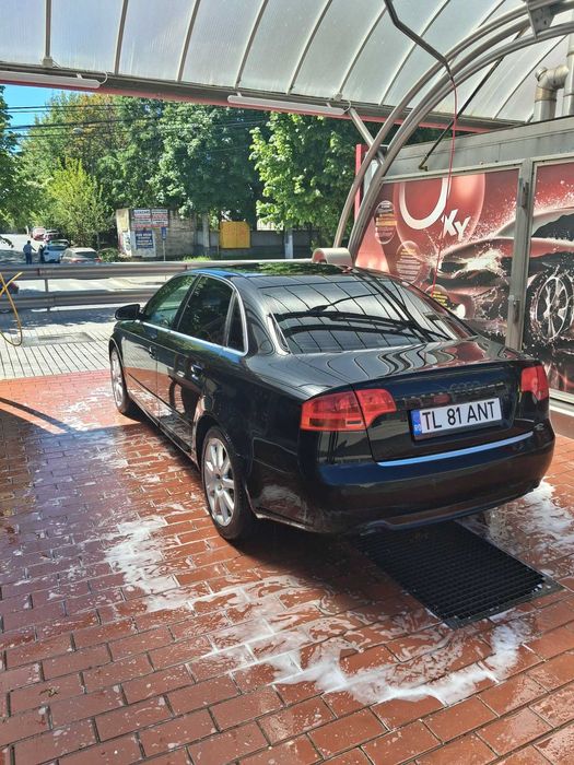 AUDI A4 0 — imagine 2
