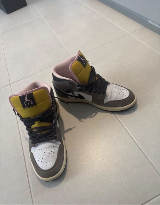 Adidasi air jordan 1
