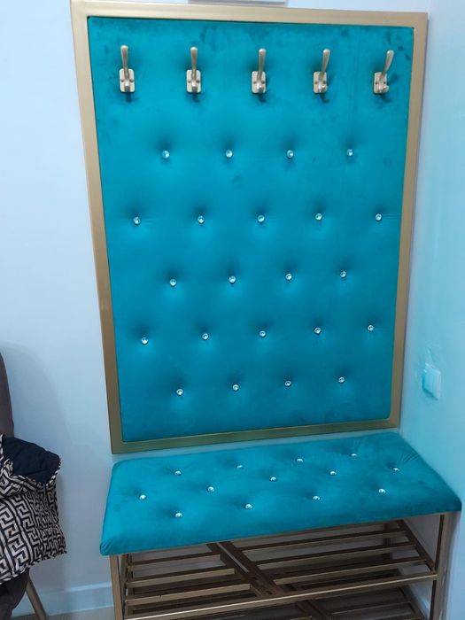 Продам вешалку с обувной