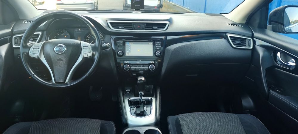 Nissan QASHQAI Diesel**Cutie Automata 2015 Navi/Camera/Panoramic/Keyless