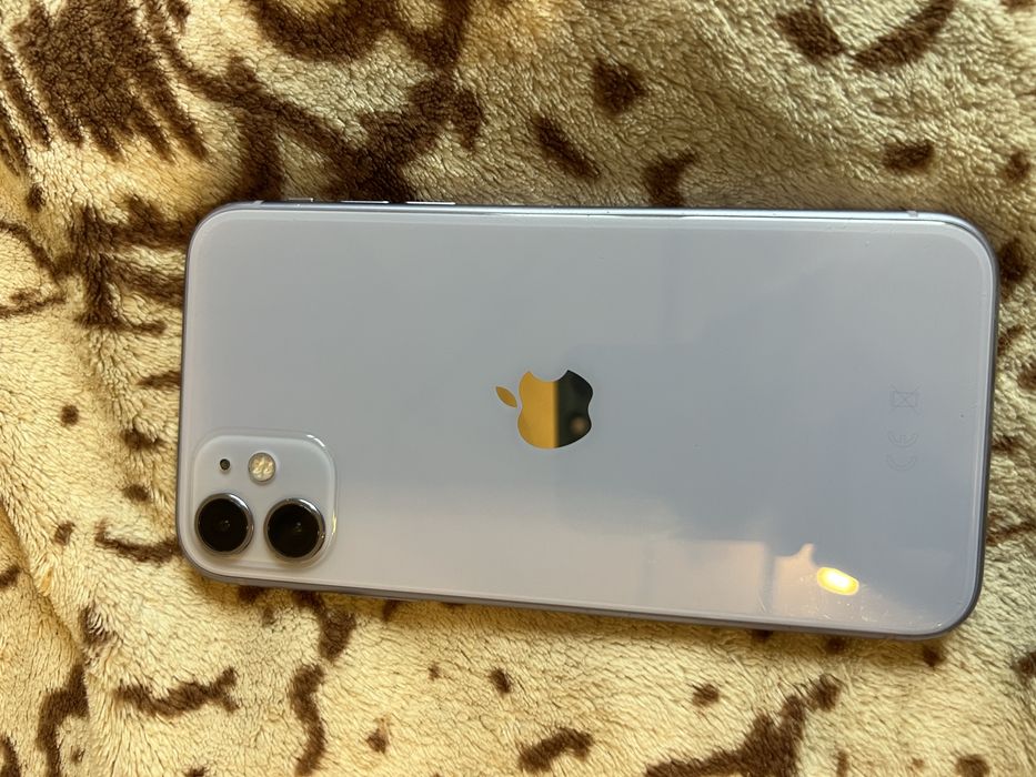 Продам Iphone 11/64