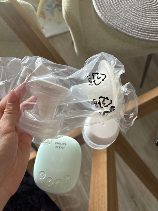Помпа за кърма Philips Avent