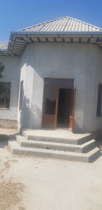 Xovli sotiladi admen xam buladi