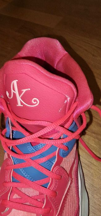 Adidași baschet Nike Kyrie Infinity "Siren Red" - 45.5, stare f buna!