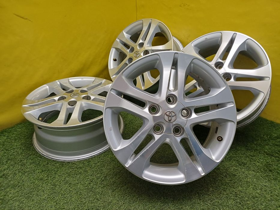 Диски R16 5x114.3 на Toyota и другие.