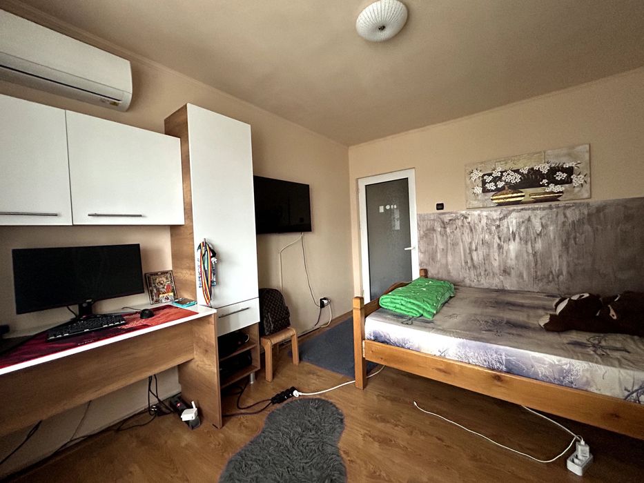 Vând apartament 3 camere, zona 0 Târgu Jiu
