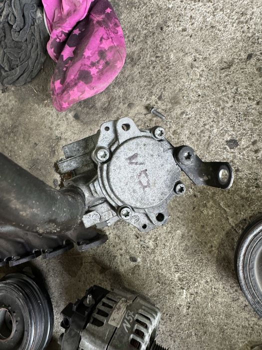 Хидравлична помпа бмв н57д30 мотор