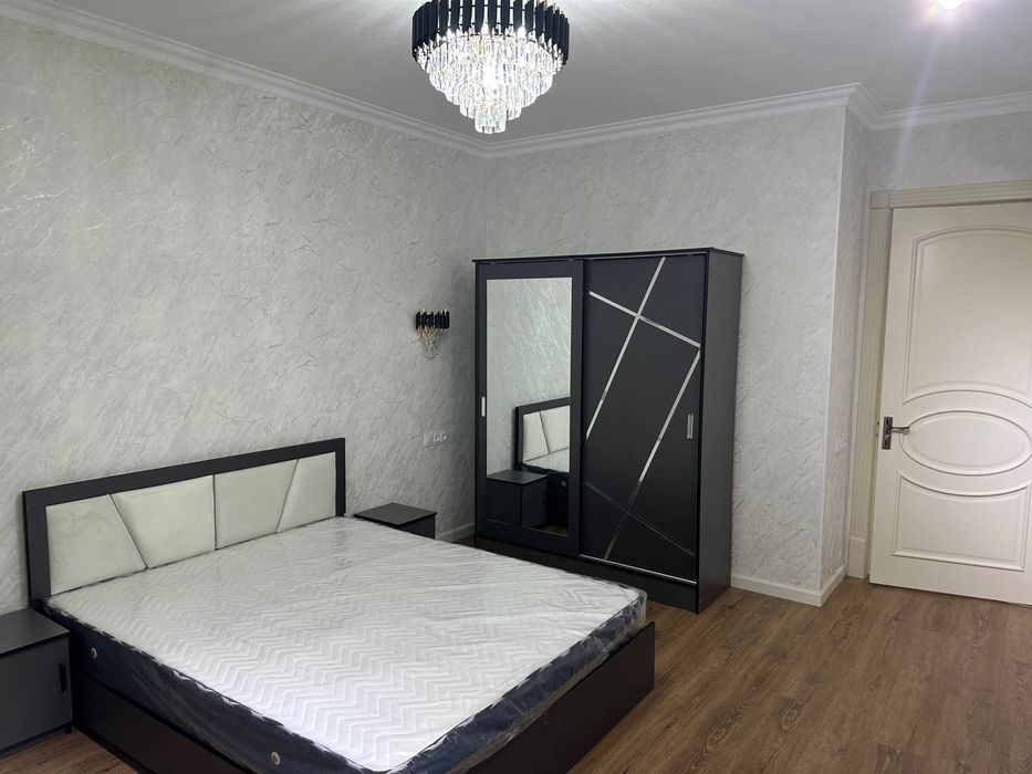 Yangi Komolon жк 4/4/9 квартира продается