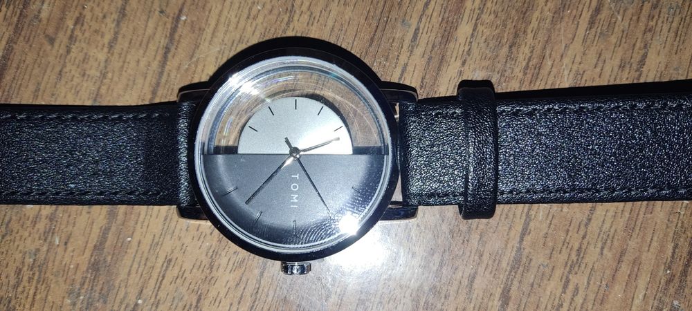 часы электронные и кварцевые