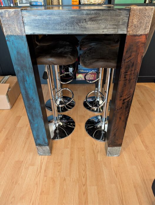 Vând masa dining lux