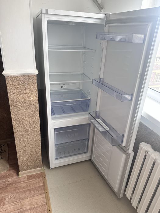 холодильник Beko