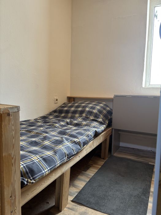 Сдам кровать в общежитии