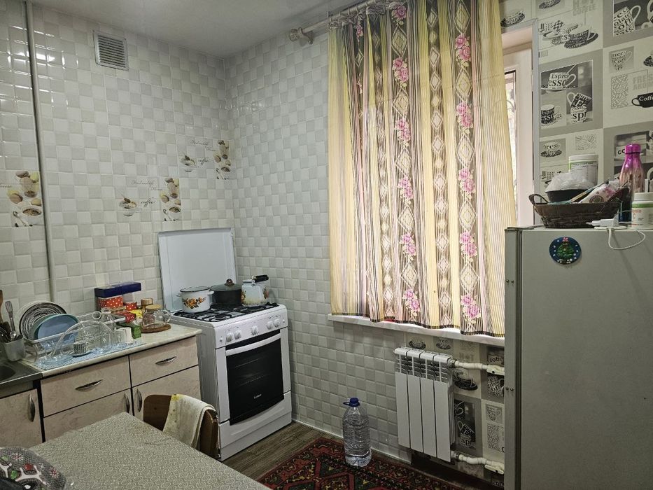 Срочно продаётся квартира! 1/2/5. Балкон 2×6. Яшнаб.р. Паркент- Циалко