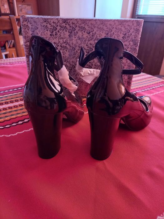 Обувки LA Donna Moda - 39 номер