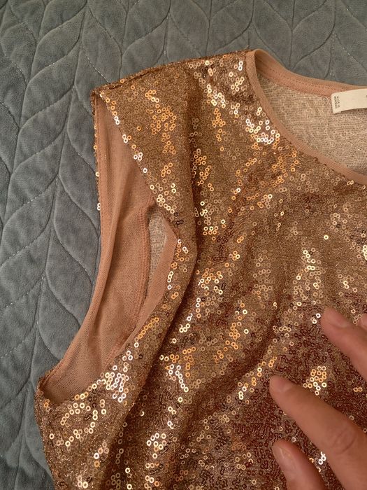 Топ mango с пайетками