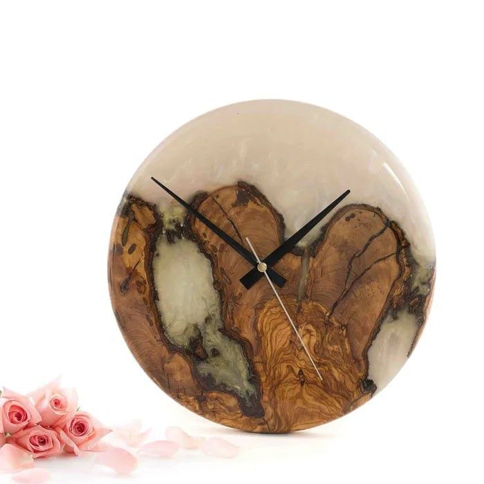 Настольные часы BIOSY из дерева и эпоксидной смолы