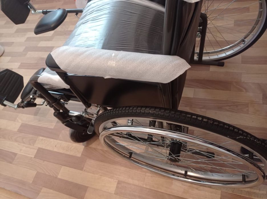 Инвалидное кресло