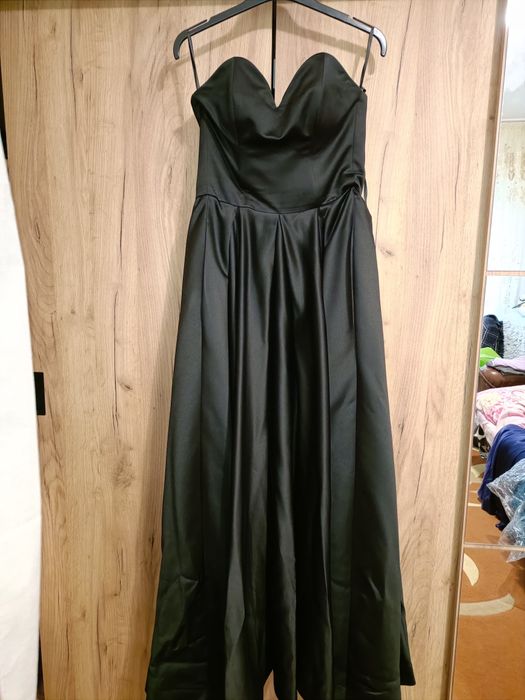 Rochie neagra eleganta