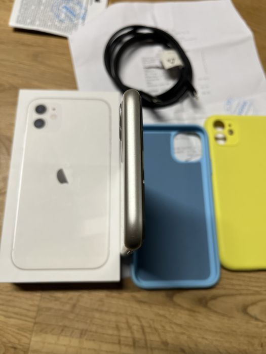 iPhone 11   64GB