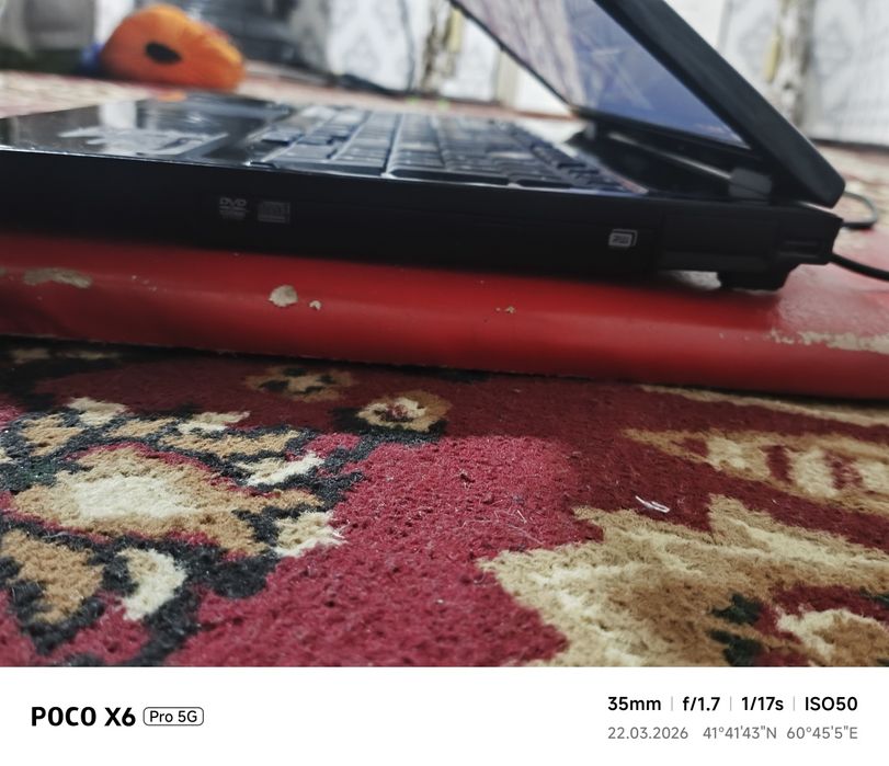 Noutbook Samsung R710 yangiday hali