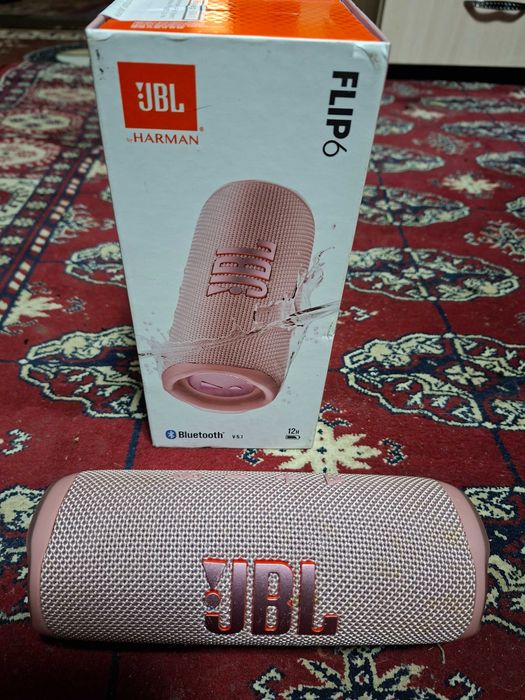 Boxă jbl flip 6 defect