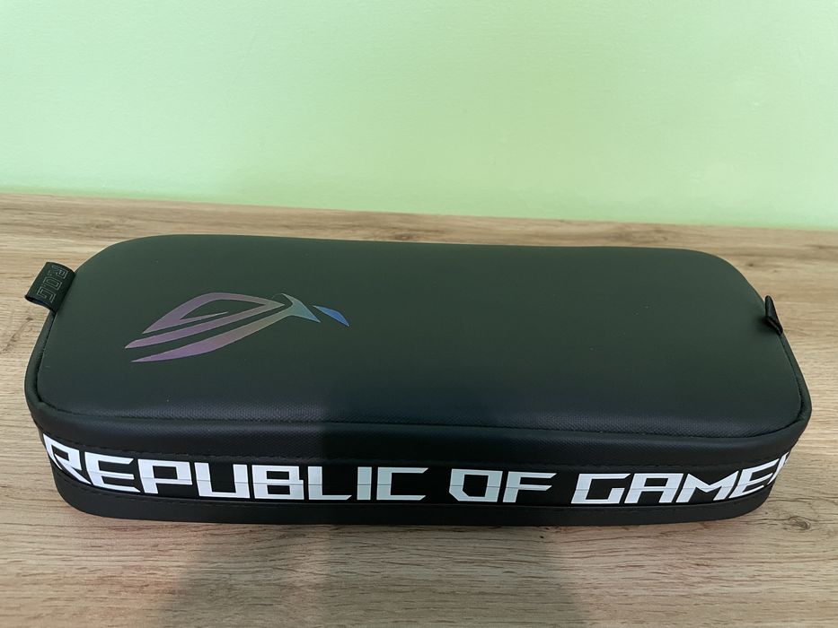 ASUS ROG Ally Z1 Extreme + Dock original + Husă